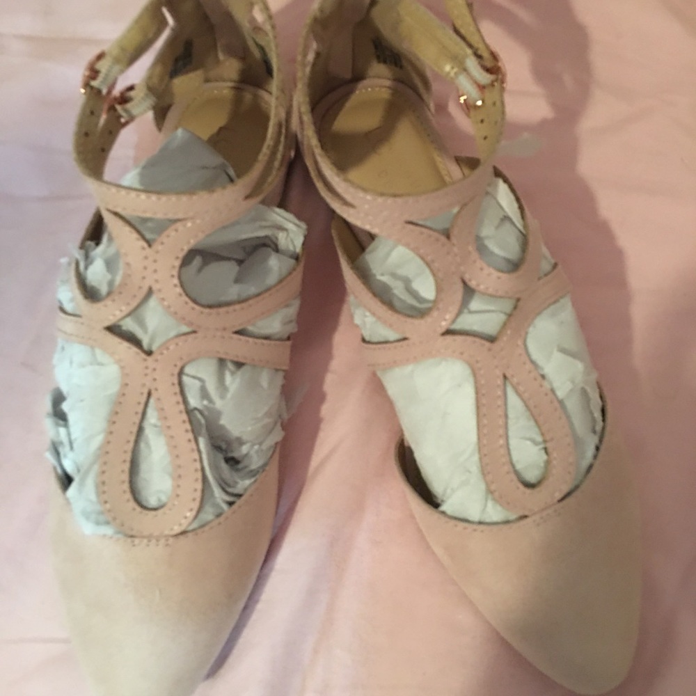 2X host pick!!! 🎉🎉🎉Lauren Conrad new light pink shoes! - Picture 4 of 7